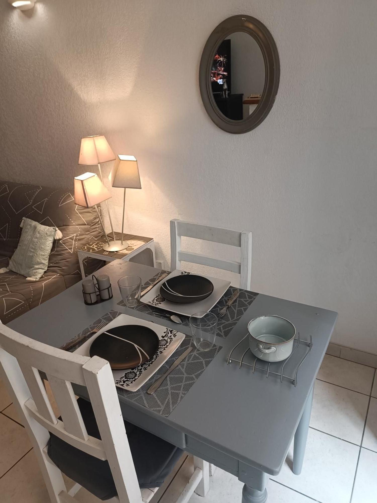 Grand Studio Meuble Chez Coco Romans-sur-Isère Kültér fotó